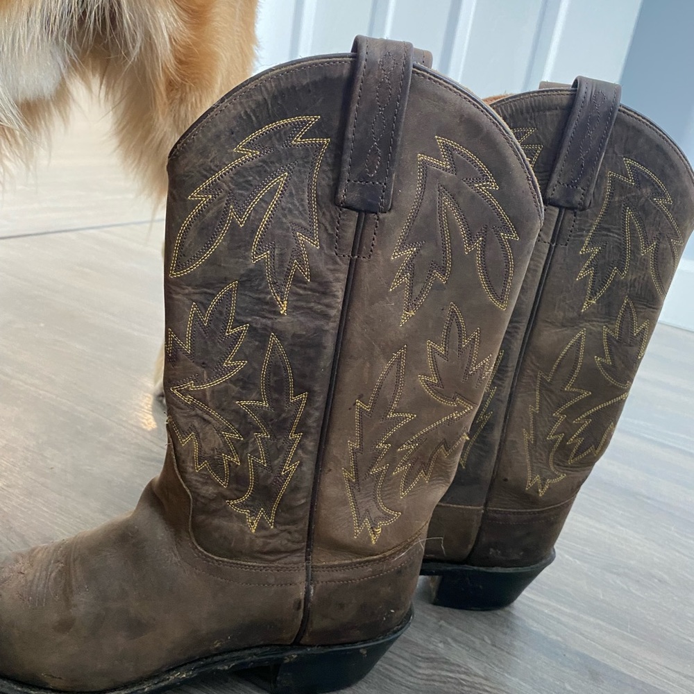 Cowboy boots got them final sale and just thought they would fit🤦🏻‍♀️